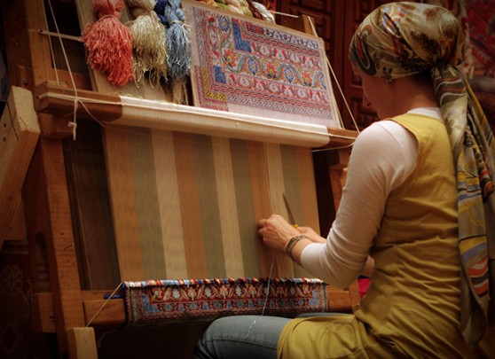 Persian Kashan carpet weaver