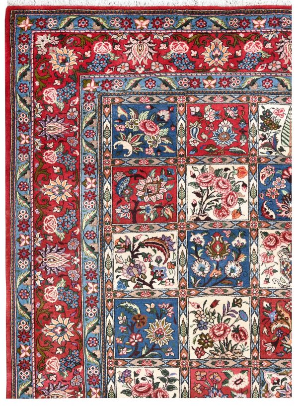 Persian Bakhtiar rug for sale DR379-7044